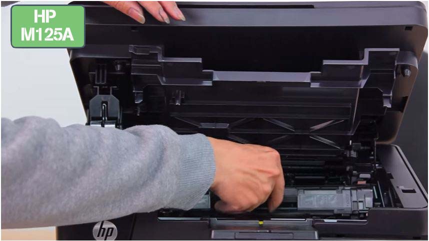 lắp hộp mực máy in Hp m125a