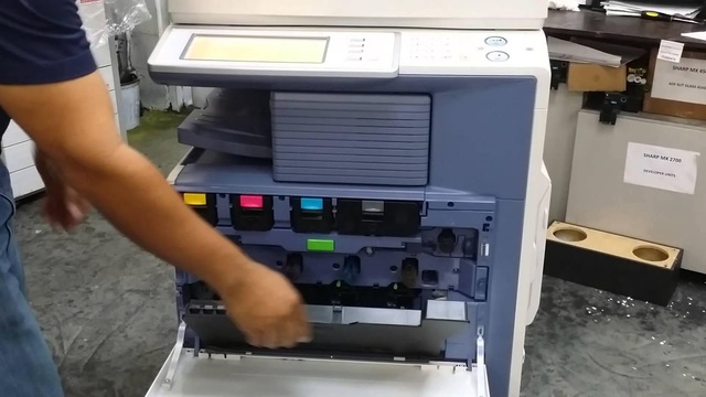Cách tự thay mực cho máy photocopy Ricoh?