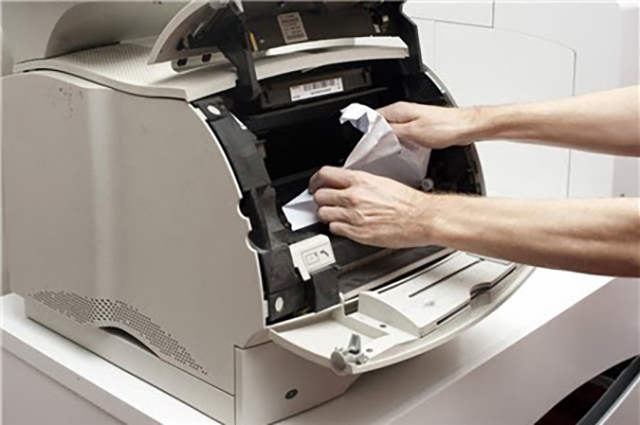 Kẹt giấy máy photocopy 